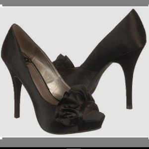 Fergalicious Energy Black Satin Pumps Size 11